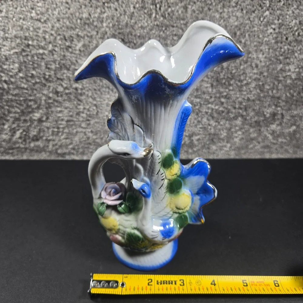 Porcelain Swan Vase Blue White‎ Floral Gold Trim Vintage Decor